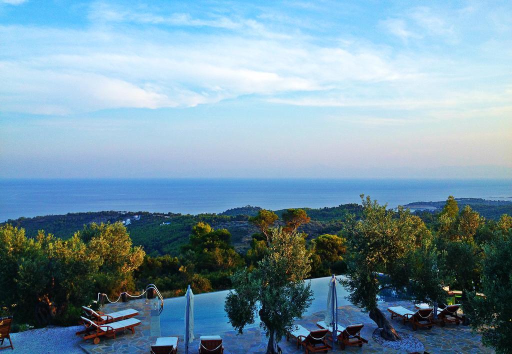 The Infinity 180 Luxury Suites Милия Экстерьер фото