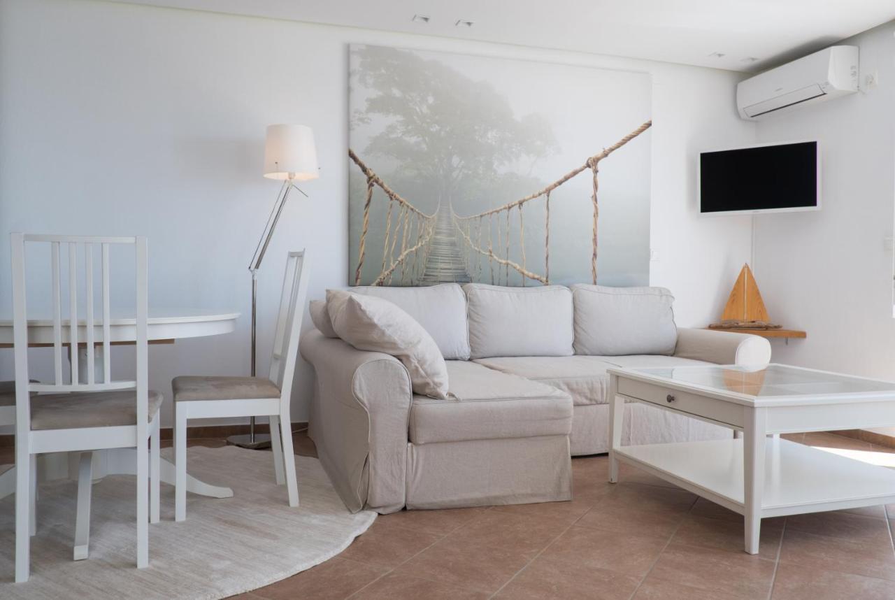 The Infinity 180 Luxury Suites Милия Экстерьер фото